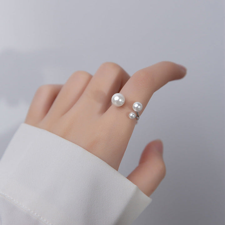 Bague en perles d'eau douce ajustable à triple niveau