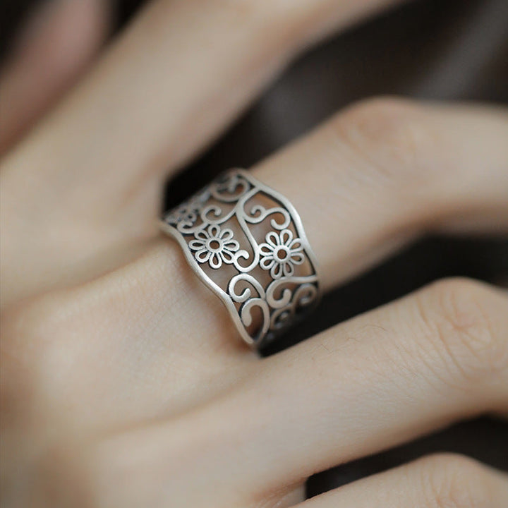 Bonnie's Vintage Argent Ring