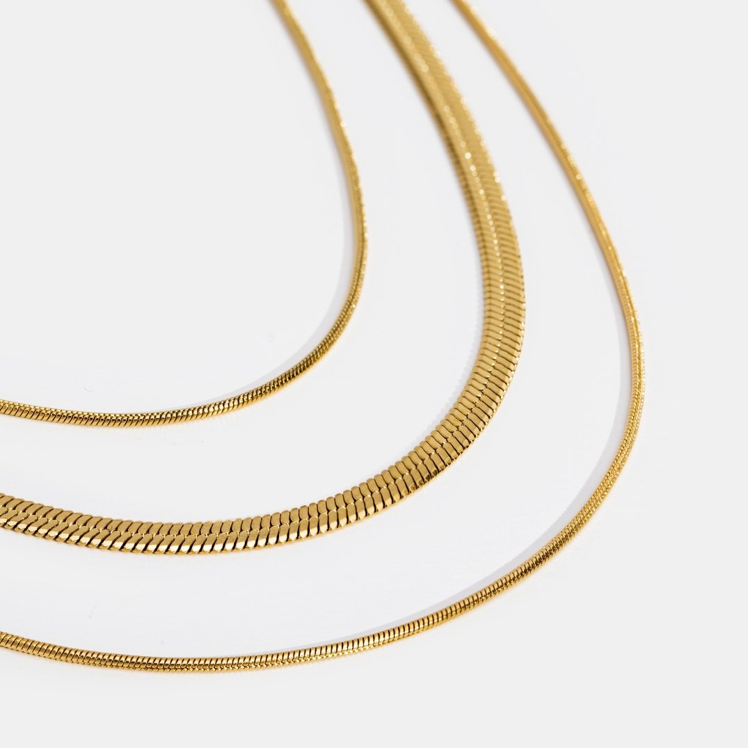 Collier Multistrates en Doré à Chaînes