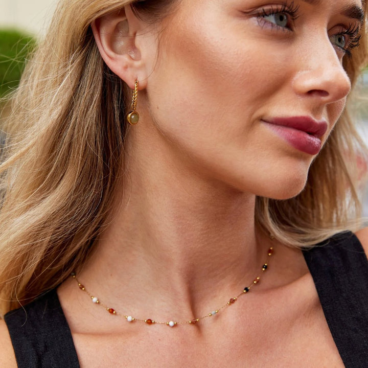 Stenhalsband von Luly Collier