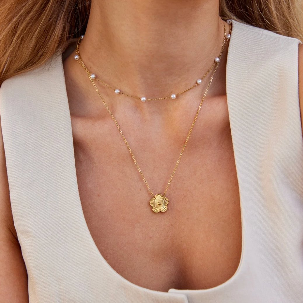 Collier en perles de René