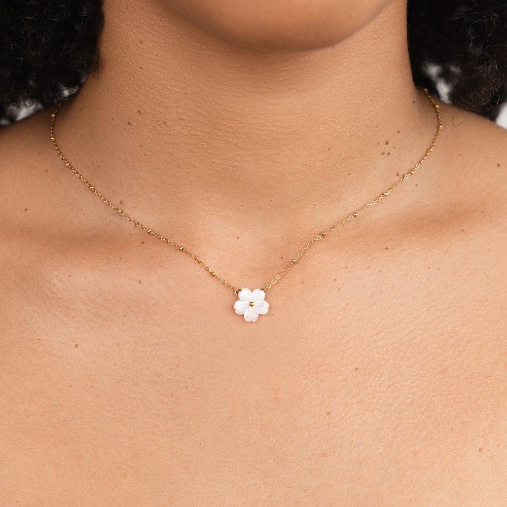 Collier de Fleurs Magnifiques