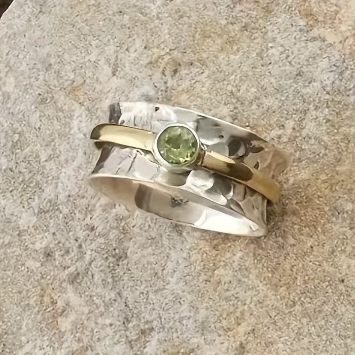 Élégante bague en zirconium vert
