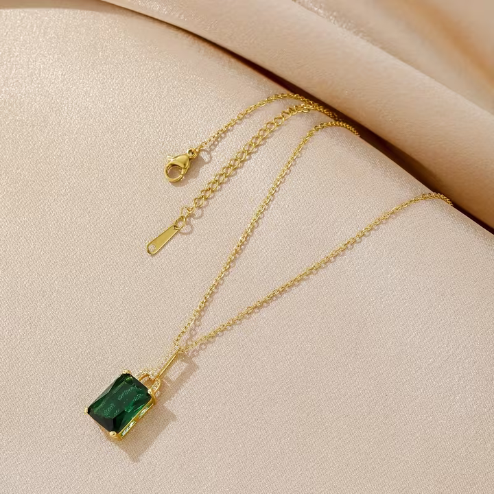 Collier Luxe Émeraude