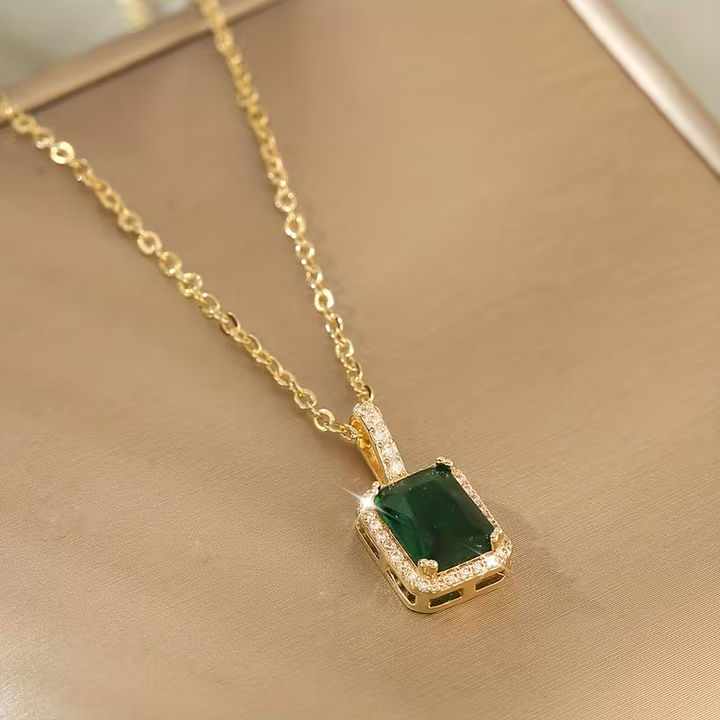 Collier Émeraude Grâce